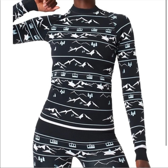Sweaty Betty Tops - NEW Sweaty Betty Ski Base Layer Top Small